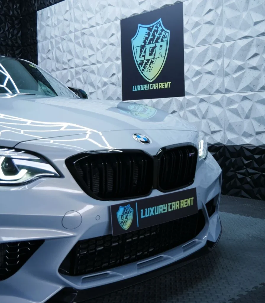 LCR Autovermietung BMW M2 Competition Auto mieten Tirol Luxusfahrzeuge Luxury Car Rent Luxusfahrzeug mieten nahe Innsbruck Autokauf