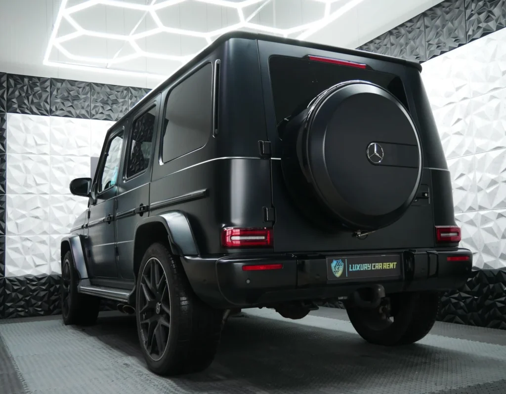 LCR Mercedes Benz G63 AMG Autovermietung Tirol nahe Innsbruck Geländewagen Luxusfahrzeuge Luxury Car Rent Luxusfahrzeug mieten Auto mieten